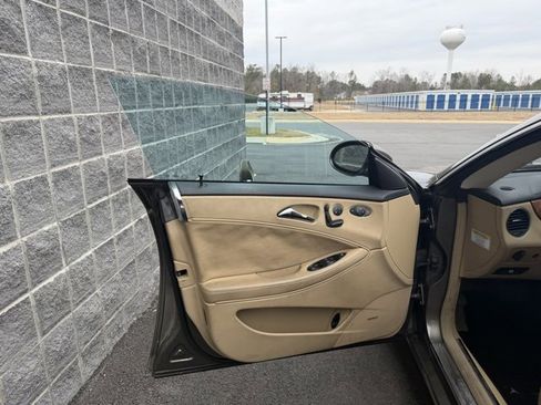 Used 2006 Mercedes-Benz CLS 500 CLS 500 image 10