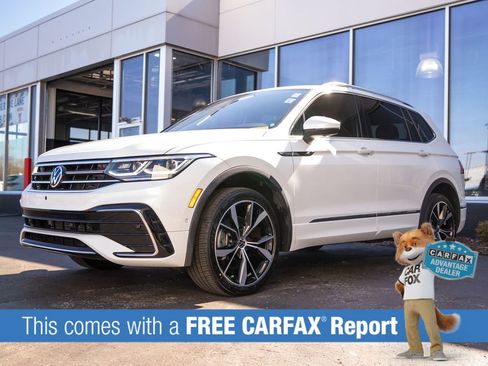 Used 2022 Volkswagen Tiguan SEL R-Line image 3