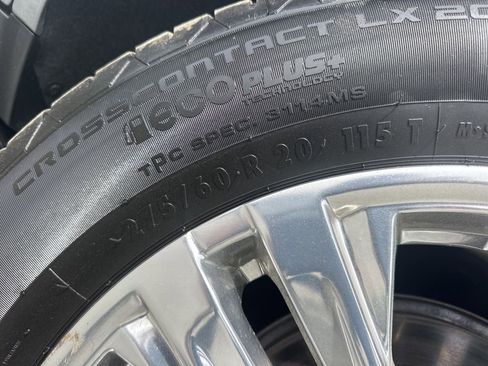 Used 2025 GMC Yukon Denali image 35