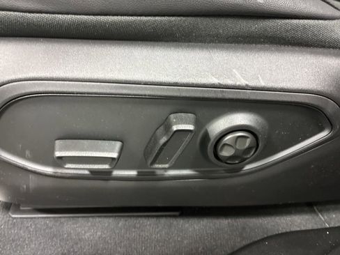 New 2025 Jeep Grand Cherokee L Limited w/ Trailer Tow Package image 11