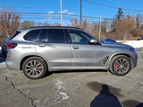 Used 2024 BMW X5 xDrive50e w/ Executive Package image 5