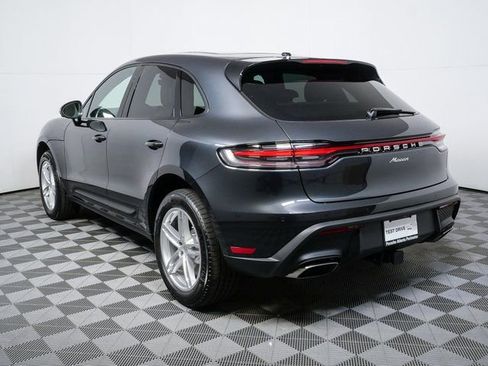 New 2026 Porsche Macan image 3