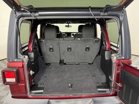 Used 2021 Jeep Wrangler Unlimited Sport AWD/4WD image 7