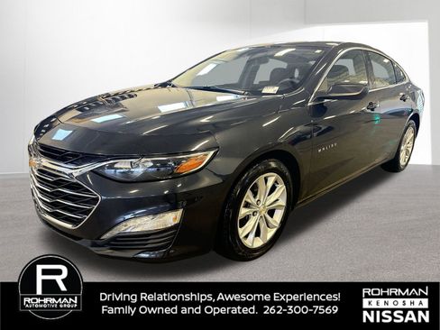 Used 2023 Chevrolet Malibu LT image 2