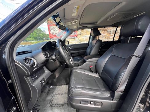 Used 2015 Honda Pilot Touring image 17