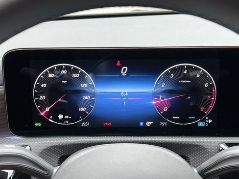 Used 2025 Mercedes-Benz CLA 250 4MATIC image 15