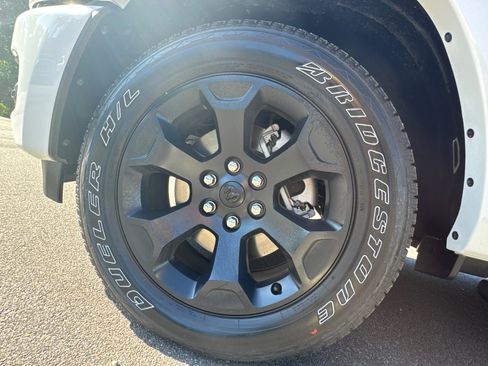 New 2026 RAM 1500 Big Horn AWD/4WD image 14