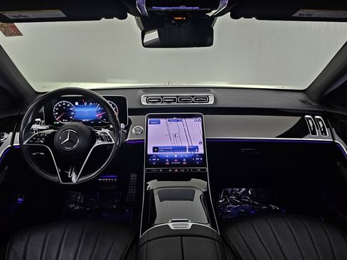 Certified 2023 Mercedes-Benz S 580 4MATIC Sedan w/ AMG Line image 29