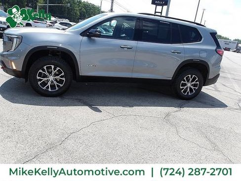 Used 2024 GMC Acadia AT4 AWD/4WD image 4