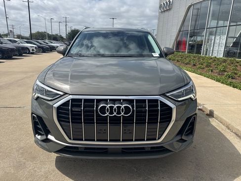 Used 2025 Audi Q3 2.0T Premium w/ Convenience Package AWD/4WD image 6