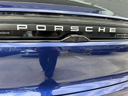 Used 2026 Porsche Macan Electric RWD image 14