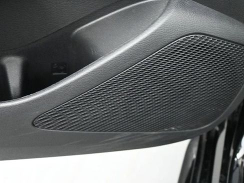 Used 2024 Toyota Corolla LE image 21