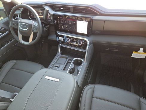 New 2026 GMC Sierra 2500 Denali w/ Denali Reserve Package AWD/4WD image 28
