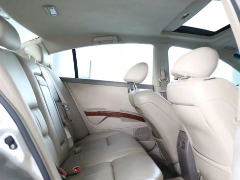 Used 2005 Nissan Maxima 3.5 SL w/ (T05) Navigation System Pkg image 3