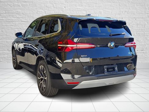 Used 2025 BMW X3 xDrive30i w/ Convenience Package image 4