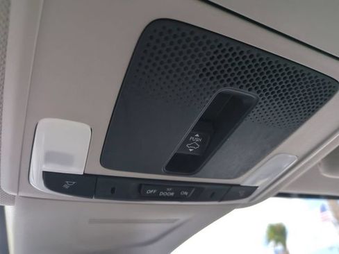 Used 2024 Honda CR-V EX-L image 24