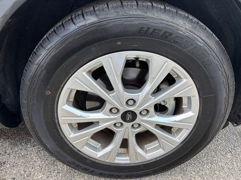 Used 2023 Ford Escape Active image 7