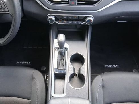 Certified 2025 Nissan Altima 2.5 S FWD image 13