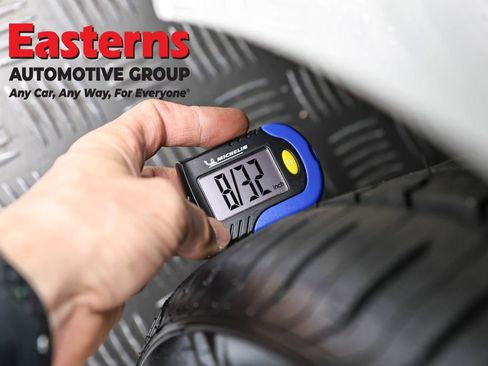 Used 2023 Tesla Model 3 Standard Range image 25