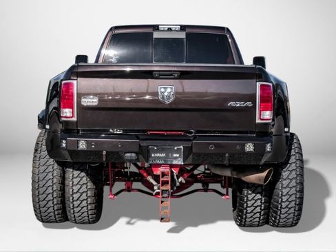 Used 2017 RAM 3500 Laramie Longhorn image 6