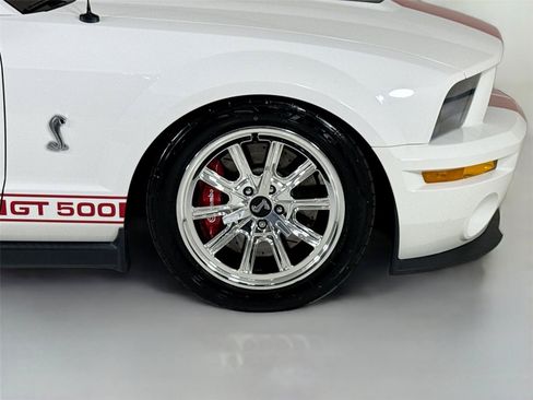Used 2009 Ford Mustang Shelby GT500 RWD image 38