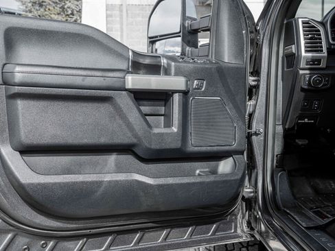 Used 2018 Ford F250 Platinum w/ Platinum Ultimate Package image 26