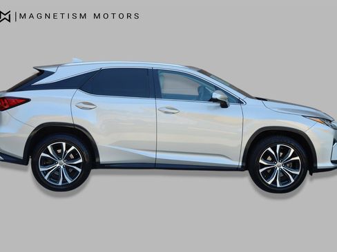 Used 2016 Lexus RX 350 AWD w/ Premium Package image 2