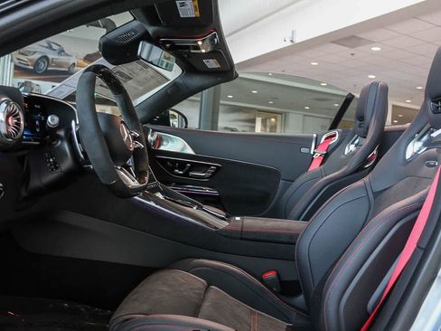 New 2024 Mercedes-Benz SL 63 AMG 4MATIC image 16