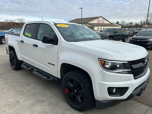 Used 2019 Chevrolet Colorado LT image 3