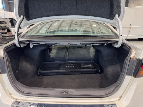 Used 2022 Nissan Altima 2.5 SL AWD/4WD image 9