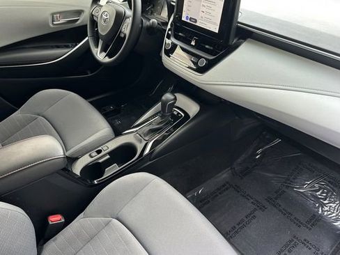 Certified 2025 Toyota Corolla SE image 23