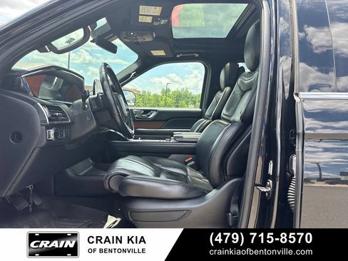 Used 2018 Lincoln Navigator L Reserve AWD/4WD image 9