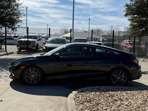 Used 2019 Honda Civic EX image 2