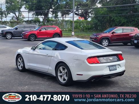 Used 2022 Ford Mustang Coupe RWD image 3