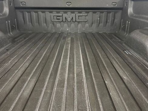 Used 2018 GMC Sierra 1500 SLT w/ SLT Premium Package image 26