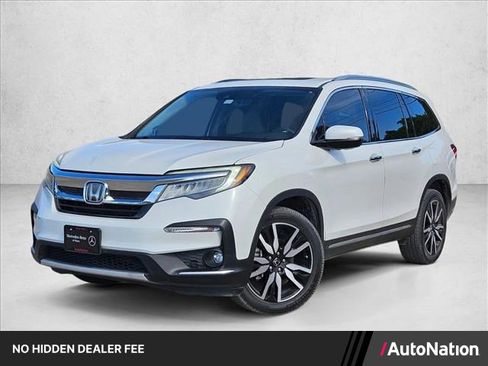Used 2020 Honda Pilot Touring image 1