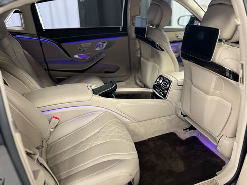 Used 2019 Mercedes-Benz Maybach S 650 image 25