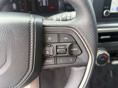 Used 2026 Toyota 4Runner SR5 AWD/4WD image 15