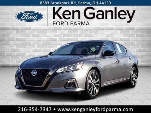 Used 2021 Nissan Altima 2.5 SR image 1