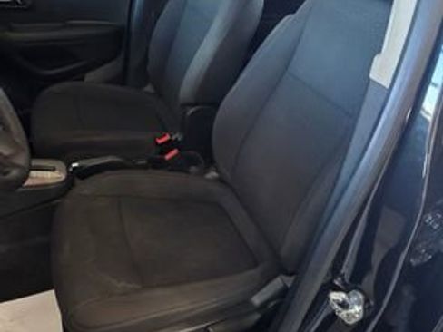 Used 2016 Chevrolet Trax LS image 14