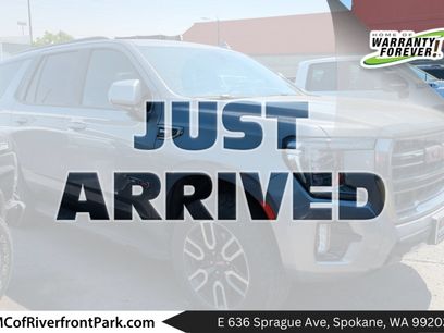Used 2021 GMC Yukon AT4 w/ Rear Media and Nav Package
