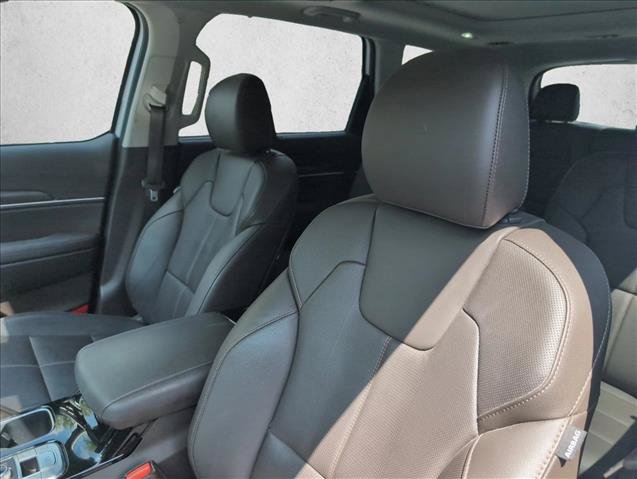 Used 2021 Kia Telluride SX w/ Nightfall Edition Package AWD/4WD image 12