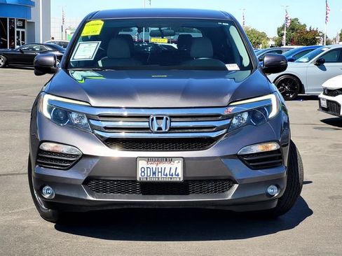 Used 2018 Honda Pilot EX image 2