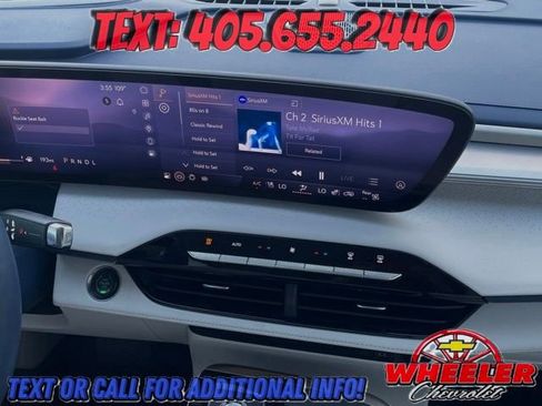 Used 2025 Buick Enclave Avenir w/ Super Cruise Package FWD image 19