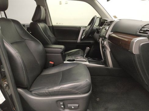 Used 2016 Toyota 4Runner Limited image 21
