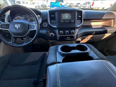 Used 2019 RAM 1500 Big Horn image 15