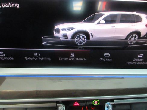 Used 2022 BMW X5 xDrive45e AWD/4WD image 65
