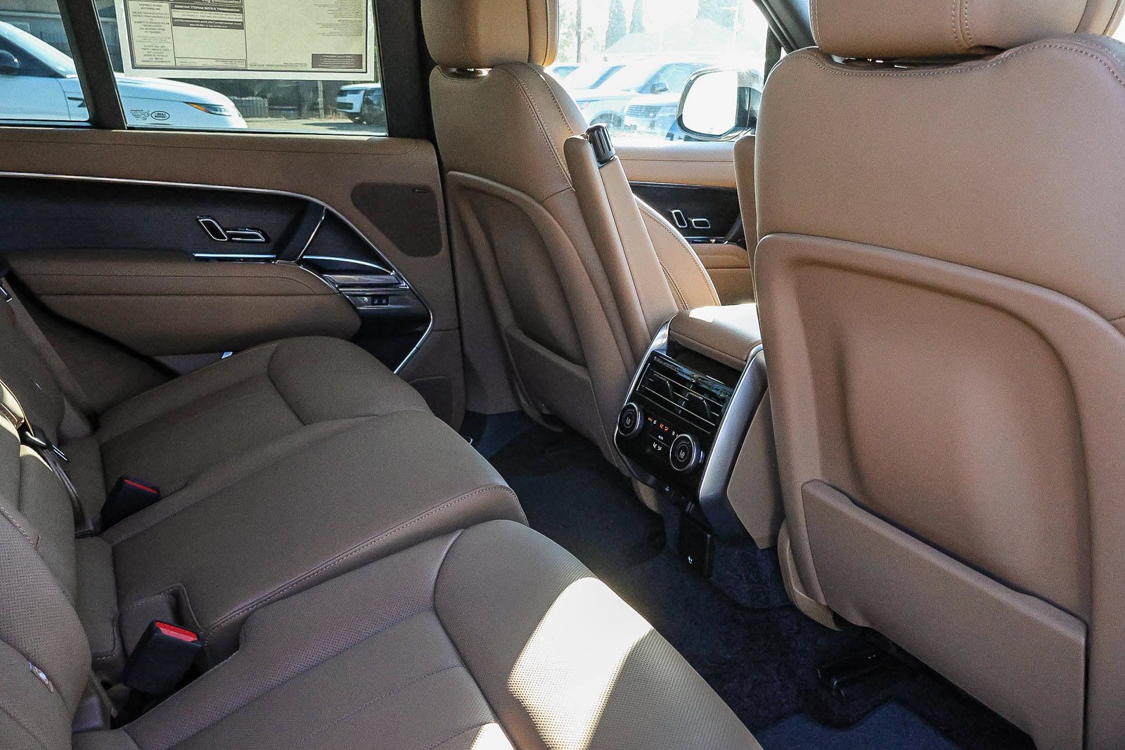 New 2026 Land Rover Range Rover SE AWD/4WD image 19