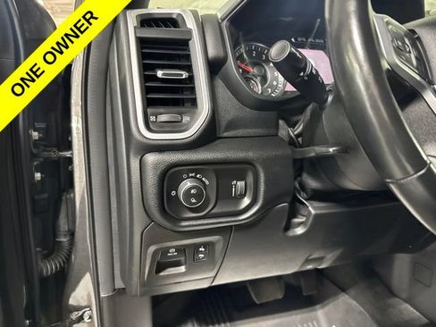 Used 2022 RAM 1500 Big Horn w/ Night Edition AWD/4WD image 15