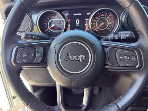 Used 2020 Jeep Wrangler Unlimited Sport image 19